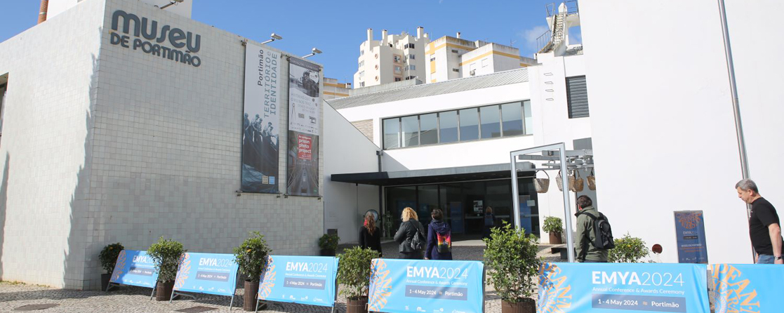 exterior-do-museu-de-portimao 1117x446px